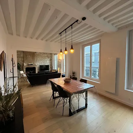 Triplex Hypercentre Dans Securisee Avec Camera * كان